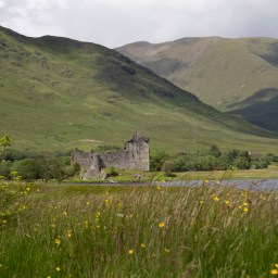 Touring the bonny Scottish Highlands
